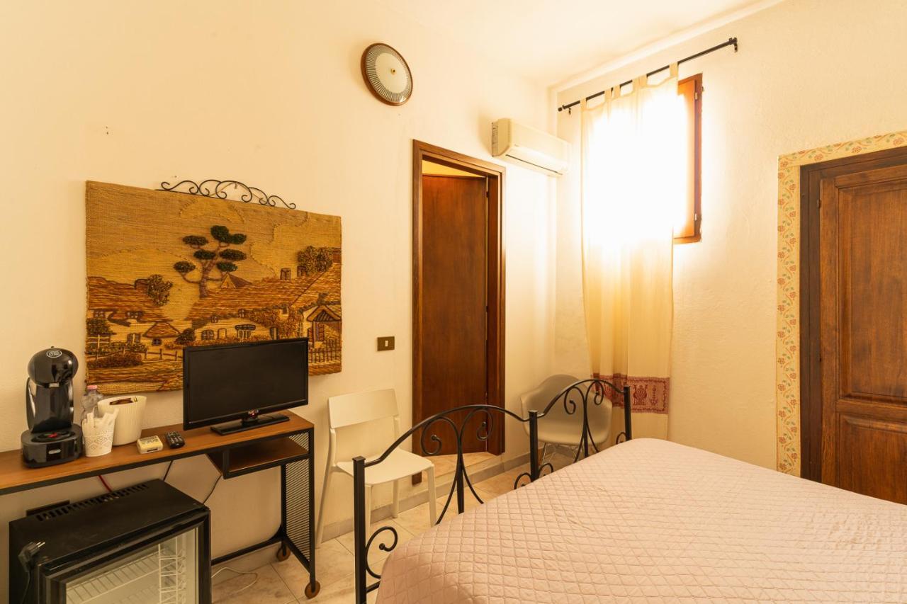 Agriturismo Il Giglio Oristano Eksteriør billede